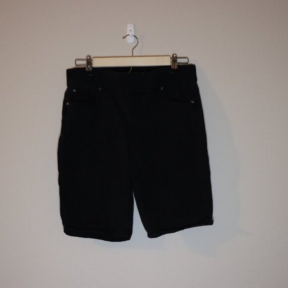 Gloria Vanderbilt, All around slimming effect black short, elastic waist - Picture 6 of 6